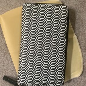 Continental full zip around Wallet - leather (Nordstrom)